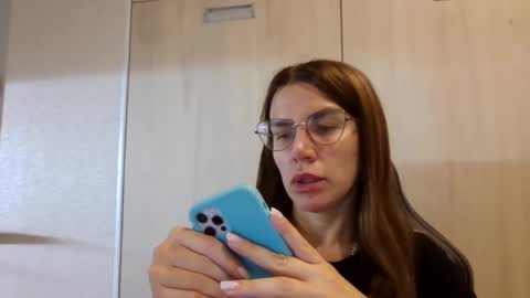 lena6122000 online show from September 2025 07:05:01 PM