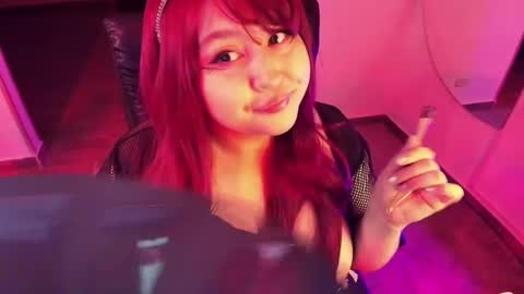 Snapshot of lenasweetx chatting on November 2025 04:23:02 AM Lenna Kang online show from November 2025 04:23:02 AM