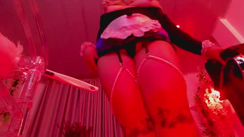 Lenna Kang online show from January 2026 05:05:01 PM