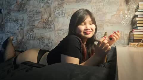 Snapshot of lenayobondio chatting on April 2026 09:34:01 AM Min online show from April 2026 09:34:01 AM