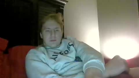 Snapshot of lenewton2004 chatting on January 2025 04:09:02 AM lenewton2004 online show from January 2025 04:09:02 AM