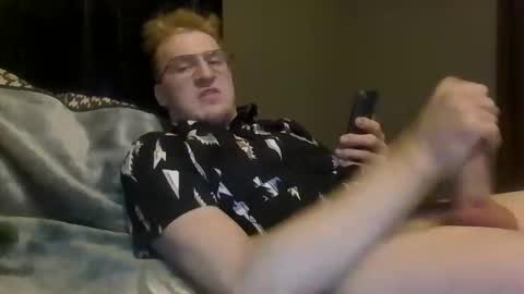 Snapshot of lenewton2004 chatting on October 2025 10:50:01 PM lenewton2004 online show from October 2025 10:50:01 PM