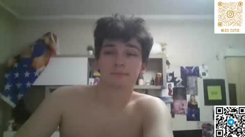 leo_cutie online show from August 2026 09:46:01 PM