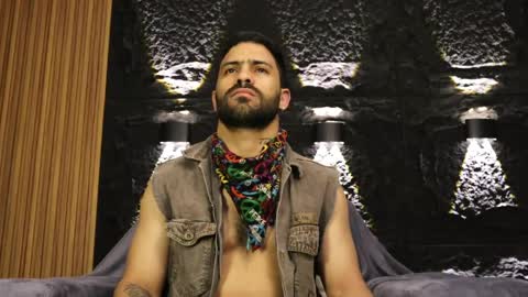 Leo  Diaz online show from June 2026 11:54:02 PM