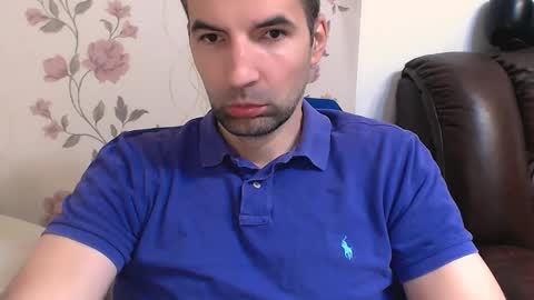 Snapshot of leo_gianni chatting on April 2026 10:43:02 AM Leo Gianni online show from April 2026 10:43:02 AM