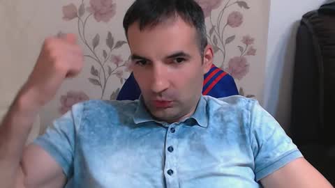 Snapshot of leo_gianni chatting on May 2026 07:48:02 PM Leo Gianni online show from May 2026 07:48:02 PM