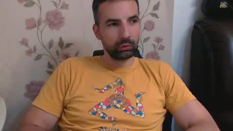 Snapshot of leo_gianni chatting on June 2026 05:04:02 PM Leo Gianni online show from June 2026 05:04:02 PM