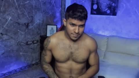 Leo independent model online show from February 2026 02:52:01 AM