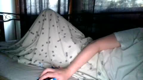 Snapshot of leon7069 chatting on July 2026 02:27:01 AM Leon online show from July 2026 02:27:01 AM
