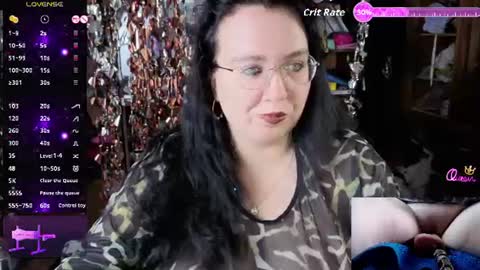 Snapshot of leona_harrison chatting on June 2026 11:30:02 AM Leona Harrison online show from June 2026 11:30:02 AM
