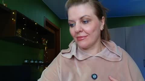 Leona tracie online show from May 2026 02:42:02 AM