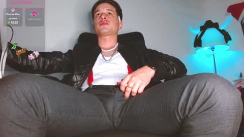 Snapshot of leonal_oconer chatting on December 2024 08:01:02 PM iam leonal online show from December 2024 08:01:02 PM