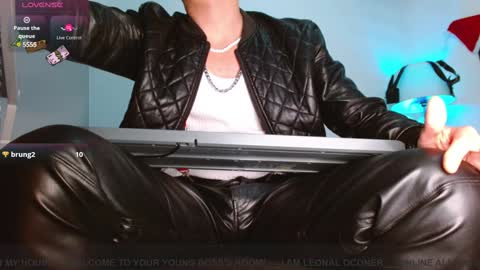 Snapshot of leonal_oconer chatting on December 2024 10:45:02 PM iam leonal online show from December 2024 10:45:02 PM