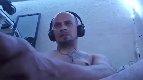 leonar0101 online show from December 2024 11:16:01 AM