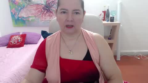 leonela   online show from January 2026 12:25:02 AM