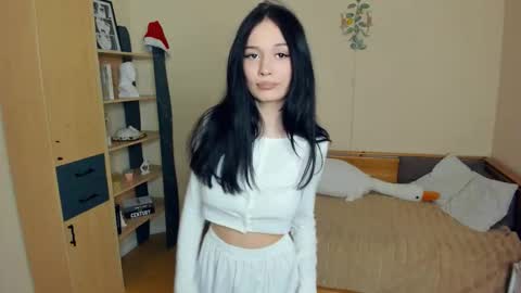 Snapshot of leonewiechec chatting on March 2026 07:06:02 PM Alice online show from March 2026 07:06:02 PM