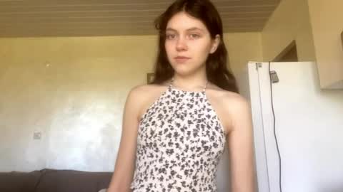 Snapshot of leonidacampuzano chatting on April 2026 08:34:02 AM Leo online show from April 2026 08:34:02 AM