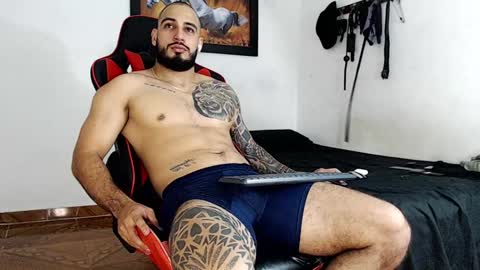 Snapshot of leonidas_k18 chatting on December 2024 07:26:01 AM ANDRES online show from December 2024 07:26:01 AM