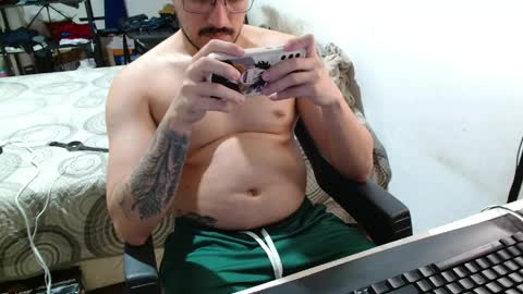 Snapshot of leonino231 chatting on April 2026 09:45:01 PM leonino231 online show from April 2026 09:45:01 PM