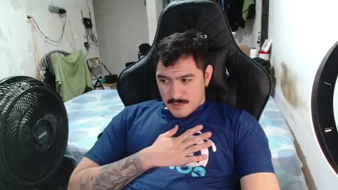 Snapshot of leonino231 chatting on June 2026 11:32:02 PM leonino231 online show from June 2026 11:32:02 PM