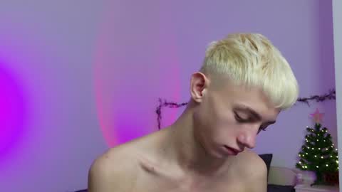 leonlure online show from December 2025 05:54:01 PM