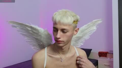 leonlure online show from February 2026 09:33:01 PM