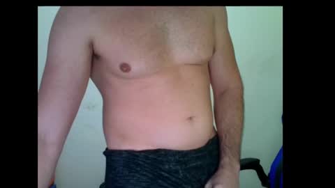 Snapshot of leonmorbo chatting on December 2024 12:18:01 AM leonmorbo online show from December 2024 12:18:01 AM