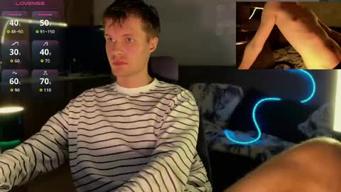 Snapshot of leonnextdoor chatting on April 2026 02:44:01 PM Leon online show from April 2026 02:44:01 PM