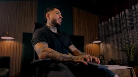 Leo Salvatore online show from February 2025 04:05:01 AM