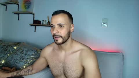 Snapshot of leoxgold chatting on April 2026 02:27:02 AM leoxgold online show from April 2026 02:27:02 AM