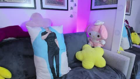 Snapshot of lepetitmortx chatting on March 2026 01:28:01 AM Kat online show from March 2026 01:28:01 AM