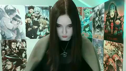 Snapshot of leraaa72 chatting on February 2025 12:19:01 PM little secret online show from February 2025 12:19:01 PM