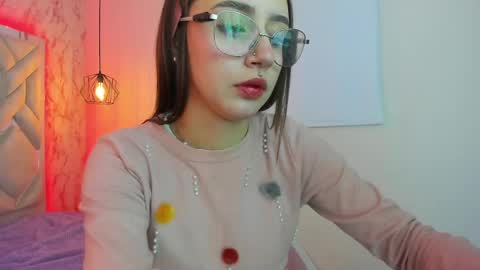 Snapshot of leri_rose_ chatting on May 2026 11:36:01 AM online show from May 2026 11:36:01 AM