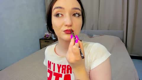 Snapshot of lesley_wins chatting on November 2025 04:34:02 AM Lesley online show from November 2025 04:34:02 AM