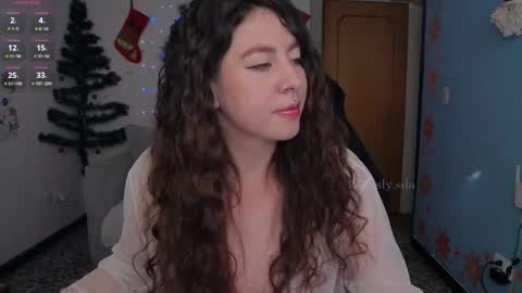 Snapshot of leslie9669 chatting on December 2024 08:39:02 PM Lesly online show from December 2024 08:39:02 PM