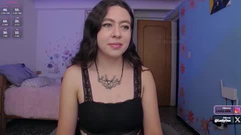 Snapshot of leslie9669 chatting on September 2025 02:28:01 PM Lesly online show from September 2025 02:28:01 PM