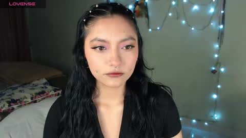 Snapshot of leslie__anderson chatting on April 2026 10:07:02 AM Leslie online show from April 2026 10:07:02 AM