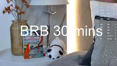 Snapshot of lesliemines chatting on January 2025 12:10:01 PM Leslie online show from January 2025 12:10:01 PM