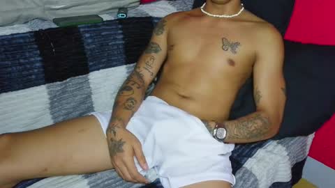 Snapshot of lesteryooo chatting on March 2026 07:47:01 PM lesteryooo online show from March 2026 07:47:01 PM