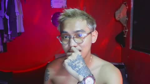 Snapshot of lesteryooo chatting on April 2026 01:41:01 PM lesteryooo online show from April 2026 01:41:01 PM