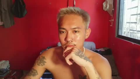 Snapshot of lesteryooo chatting on April 2026 05:29:02 AM lesteryooo online show from April 2026 05:29:02 AM