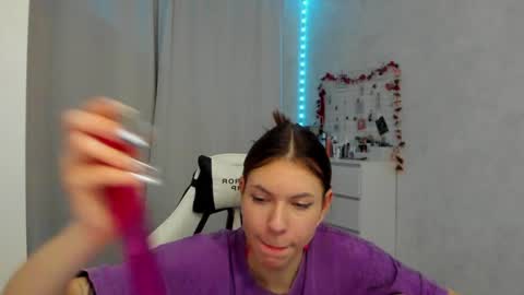 Fiona online show from December 2024 01:36:01 AM