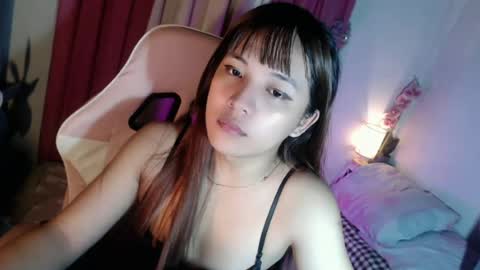 Snapshot of letsplaybaby_ chatting on June 2026 11:12:02 AM gene online show from June 2026 11:12:02 AM