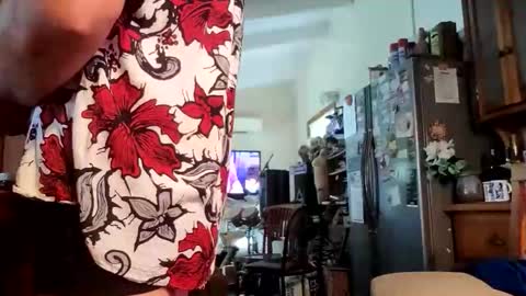 Snapshot of letsrockon chatting on December 2025 04:41:04 AM Lets Rock online show from December 2025 04:41:04 AM