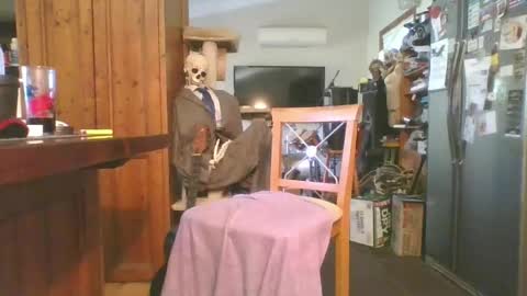 Snapshot of letsrockon chatting on March 2026 04:17:01 AM Lets Rock online show from March 2026 04:17:01 AM