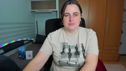 Naomi online show from June 2026 06:08:01 AM