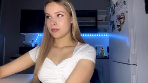 Kate online show from May 2026 02:03:02 PM