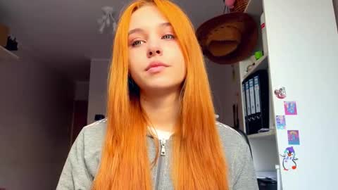 Snapshot of lettygherardini chatting on February 2026 09:43:01 AM Lola online show from February 2026 09:43:01 AM