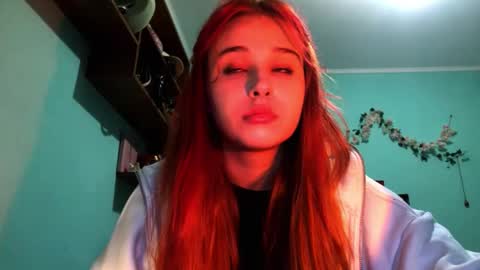 Snapshot of lettygherardini chatting on April 2026 08:03:02 PM Lola online show from April 2026 08:03:02 PM