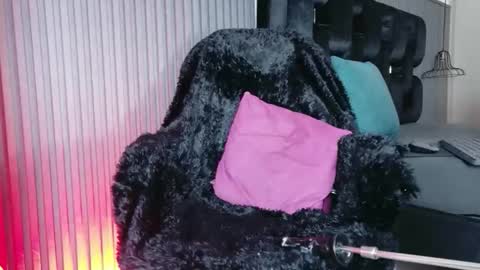 Snapshot of levana1 chatting on April 2026 01:06:02 AM levana1 online show from April 2026 01:06:02 AM